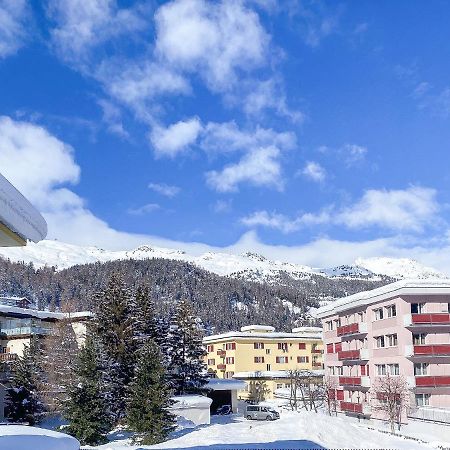 Zentrale Wohnung In St. Moritz Mit Grossem Balkon Buitenkant foto