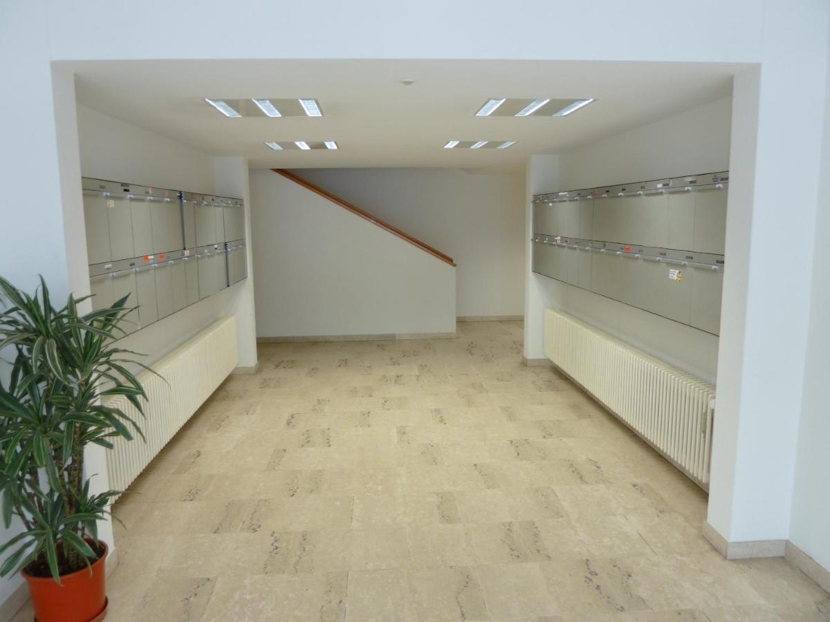 Zentrale Wohnung In St. Moritz Mit Grossem Balkon Buitenkant foto